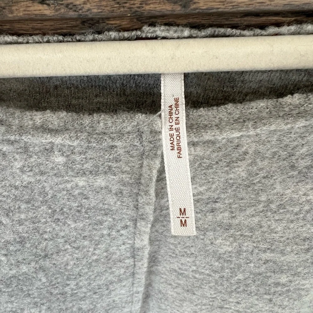 Free People Oversized Sweater - Picture 5 of 9